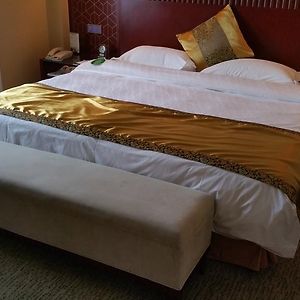 Executive Queen Room
